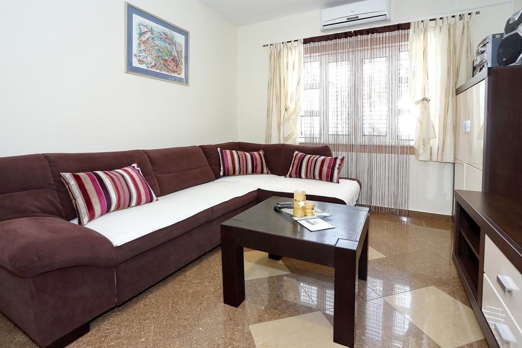 Apartments Melita بيبينيا الغرفة الصورة