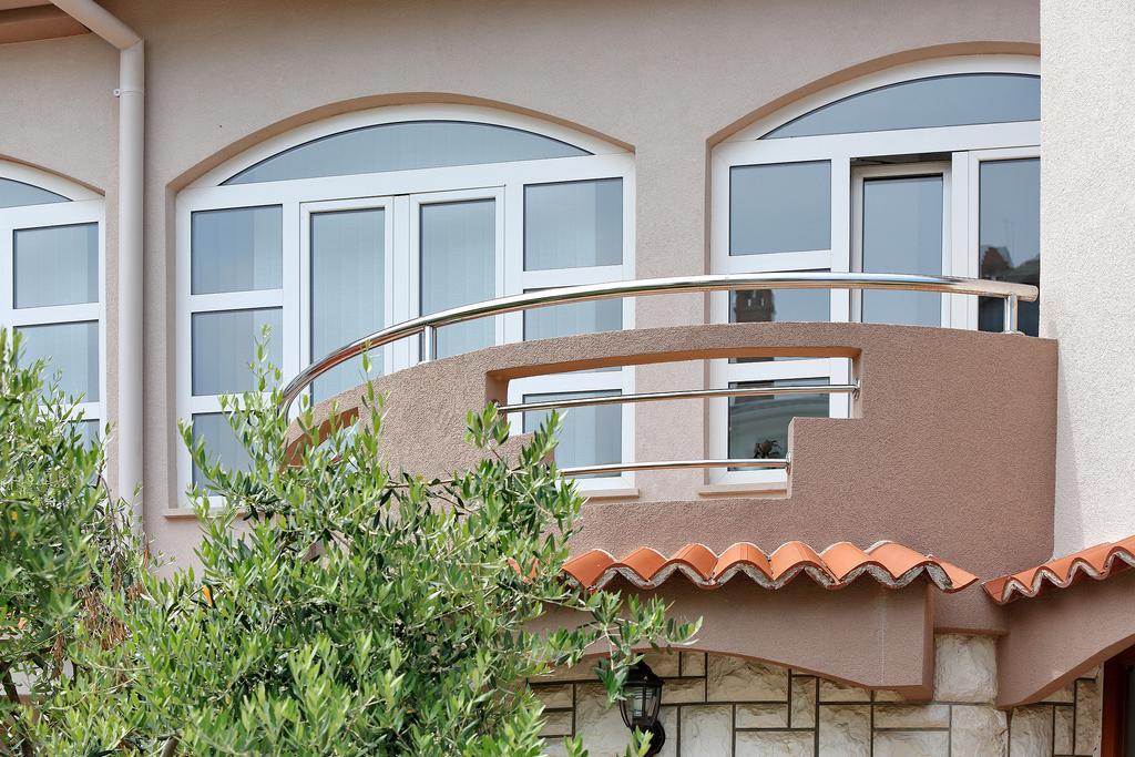 Apartments Melita بيبينيا المظهر الخارجي الصورة