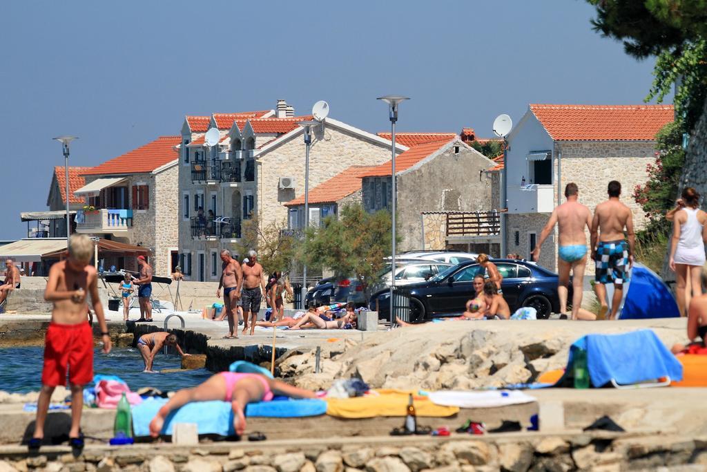 Apartments Melita بيبينيا المظهر الخارجي الصورة